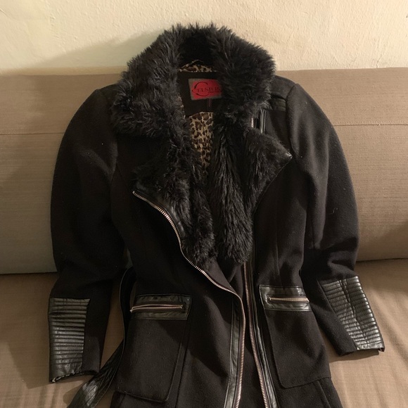 Black jacket - Picture 1 of 3